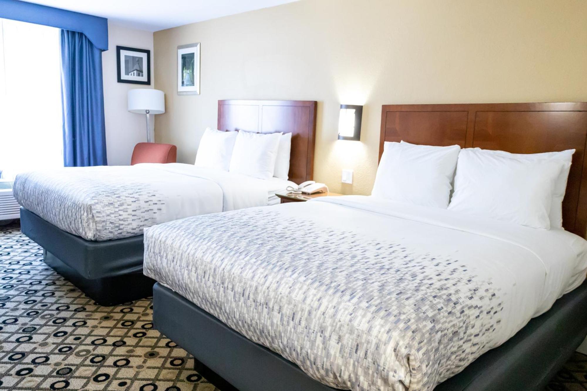 Days Inn By Wyndham College Park Atlanta Airport South Exterior photo